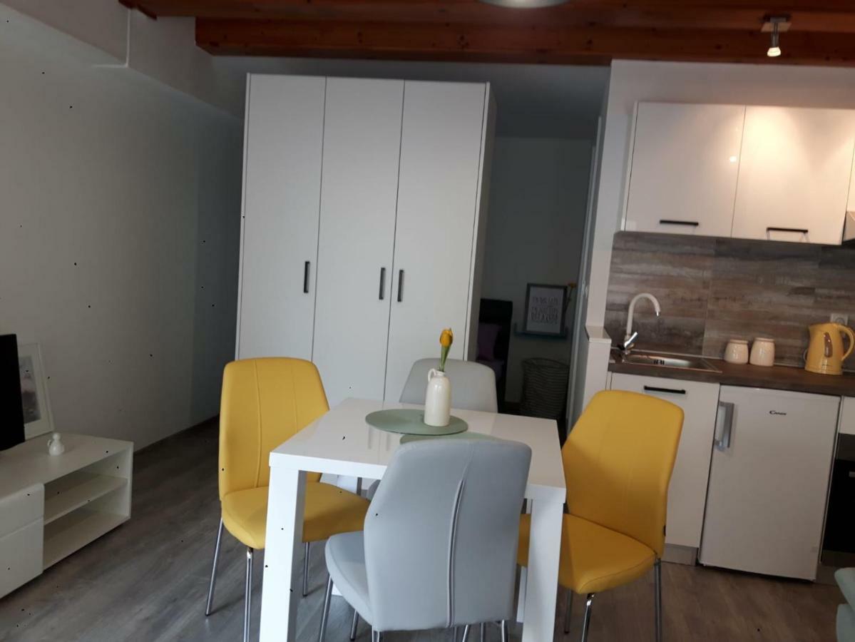 Fina M Studio Apartman Kali Zewnętrze zdjęcie
