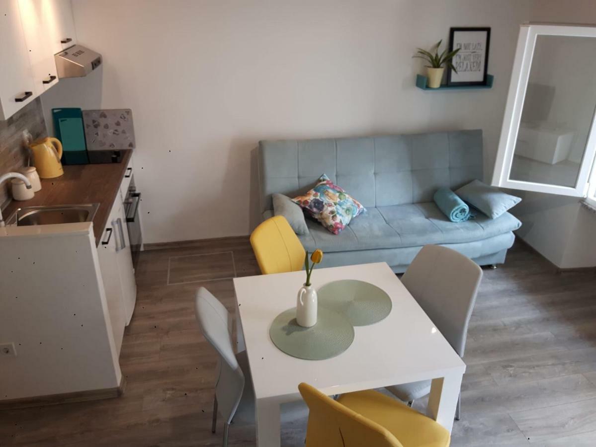 Fina M Studio Apartman Kali Zewnętrze zdjęcie